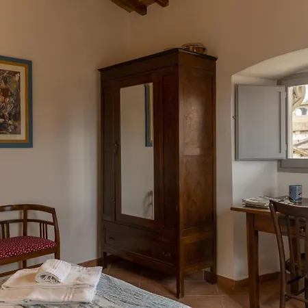 Via Cairoli By Ospitaci Foligno